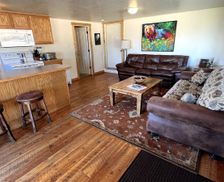 United States Montana Hamilton vacation rental compare prices direct by owner 2711337