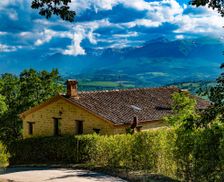 Italy Marche Gualdo vacation rental compare prices direct by owner 6412366