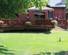 United States Michigan Traverse City vacation rental compare prices direct by owner 11589996