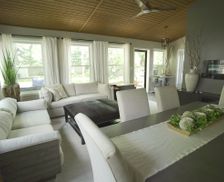 United States Illinois Normal vacation rental compare prices direct by owner 11412286