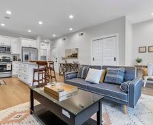 United States Wisconsin Racine vacation rental compare prices direct by owner 2268297