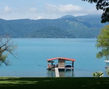 El Salvador Lago de Coatepeque Santa Ana Department vacation rental compare prices direct by owner 13825813