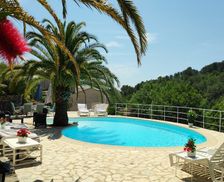 France Provence-Alpes-Côte d'Azur Roquefort-les-Pins vacation rental compare prices direct by owner 33211386