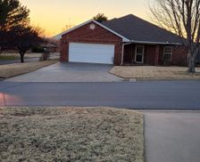 United States Oklahoma Weatherford vacation rental compare prices direct by owner 2651634