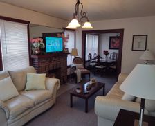 United States Ohio Akron vacation rental compare prices direct by owner 15680478