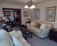 United States Ohio Akron vacation rental compare prices direct by owner 15680478