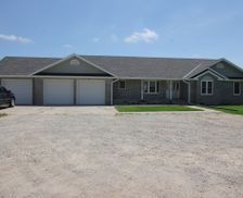 United States Kansas Hays vacation rental compare prices direct by owner 10173377
