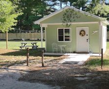 United States Michigan Central Lake vacation rental compare prices direct by owner 2548119