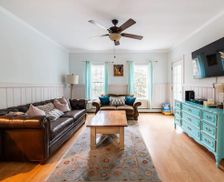 United States New York Greenport vacation rental compare prices direct by owner 11516735