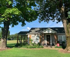 United States Tennessee Martin vacation rental compare prices direct by owner 9336606