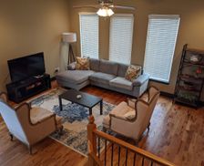 United States Oklahoma Bartlesville vacation rental compare prices direct by owner 10056805