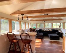 United States Wisconsin Niagara vacation rental compare prices direct by owner 4754820