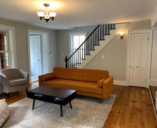 United States New York High Falls vacation rental compare prices direct by owner 9932069