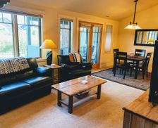 United States Oregon Sisters vacation rental compare prices direct by owner 8686696