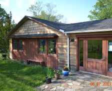 United States Pennsylvania Spring Brook Township vacation rental compare prices direct by owner 2811199