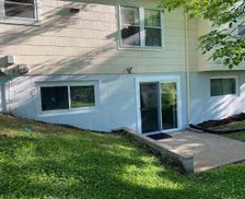 United States Missouri Florissant vacation rental compare prices direct by owner 2867039