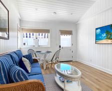 United States California Laguna Beach vacation rental compare prices direct by owner 11587260