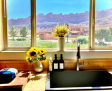 United States Utah Moab vacation rental compare prices direct by owner 9342143