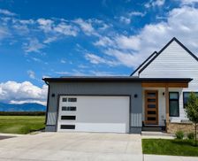 United States Montana Bozeman vacation rental compare prices direct by owner 11521471