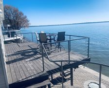 United States Iowa Clear Lake vacation rental compare prices direct by owner 33280756