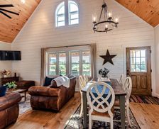 United States North Carolina Brevard-Pisgah Forest vacation rental compare prices direct by owner 8300722