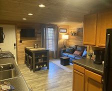 United States Kentucky Grand Rivers vacation rental compare prices direct by owner 10319271