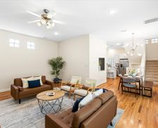 United States Texas Houston vacation rental compare prices direct by owner 27264208