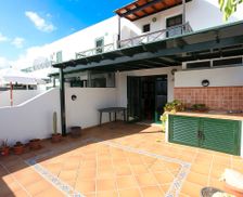 Spain Canarias Teguise vacation rental compare prices direct by owner 23683939