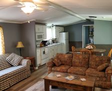 United States Missouri Pittsburg vacation rental compare prices direct by owner 7884570