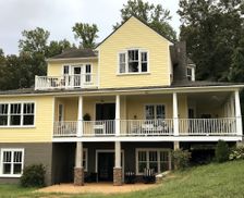 United States Virginia Louisa vacation rental compare prices direct by owner 1372657