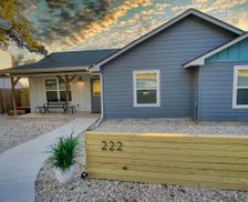 United States Texas Canyon Lake vacation rental compare prices direct by owner 13091347