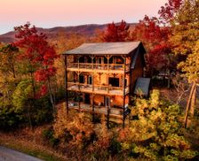 United States Tennessee Gatlinburg vacation rental compare prices direct by owner 9792804