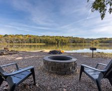 United States Illinois East Dubuque vacation rental compare prices direct by owner 9541157