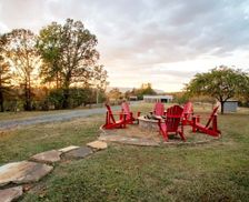 United States Oklahoma Smithville vacation rental compare prices direct by owner 10069191