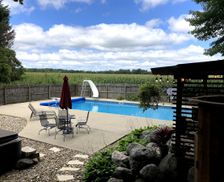 United States Michigan Cassopolis vacation rental compare prices direct by owner 9836401