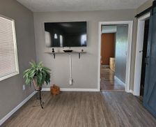 United States Illinois Pittsfield vacation rental compare prices direct by owner 27260892