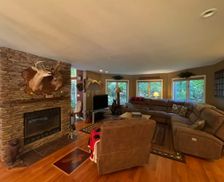 United States New York Old Forge vacation rental compare prices direct by owner 11673901