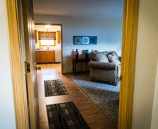 United States South Dakota Pierre vacation rental compare prices direct by owner 10582919