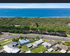 Australia Victoria Point Lonsdale vacation rental compare prices direct by owner 9507364