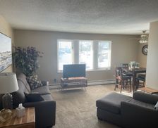 United States Iowa Cedar Rapids vacation rental compare prices direct by owner 10570497