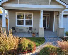 United States Oregon Phoenix vacation rental compare prices direct by owner 10614228