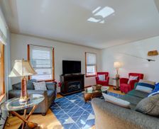 United States Michigan Muskegon vacation rental compare prices direct by owner 11490004