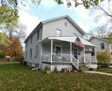 United States Illinois Pekin vacation rental compare prices direct by owner 11515533