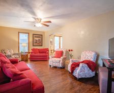 United States Illinois Pekin vacation rental compare prices direct by owner 11515533