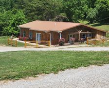 United States Tennessee LaFollette vacation rental compare prices direct by owner 30009954