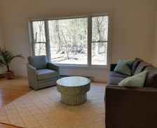 United States New York Woodstock vacation rental compare prices direct by owner 13193044