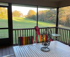 United States Virginia Huddleston vacation rental compare prices direct by owner 9593546