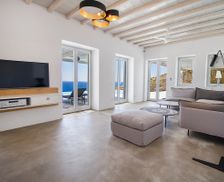 Greece Mykonos Elia Beach vacation rental compare prices direct by owner 10687166