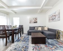 United States California Long Beach vacation rental compare prices direct by owner 24924712