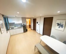 South Korea Seoul Mapo-gu vacation rental compare prices direct by owner 11266153